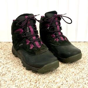 Merrell Woman’s Thermo Shiver 6” Waterproof Boots in Black and Purple